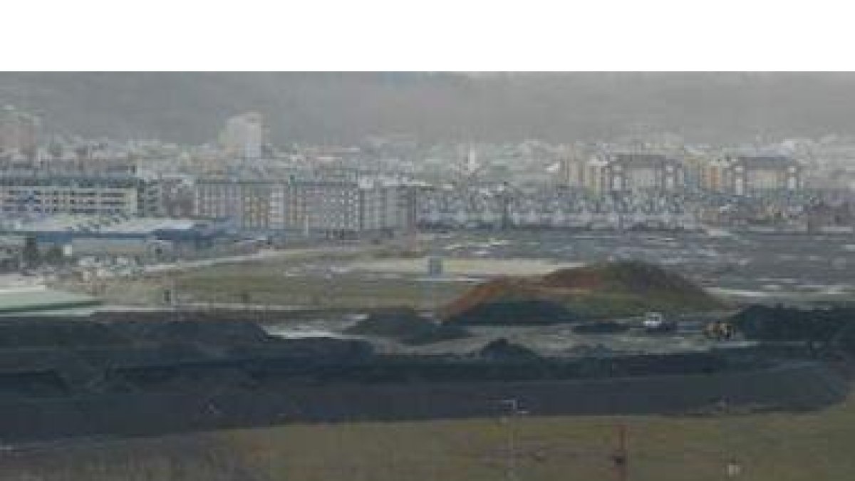 Los trabajos de eliminación de la montaña de carbón de Ponferrada culminaron hace ya más de seis año