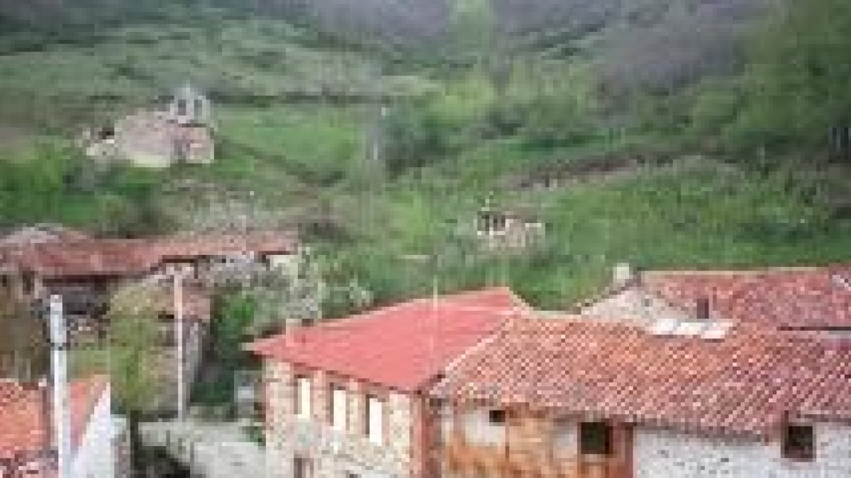 Casas de turismo rural en la población leonesa de Cuevas de Viñayo