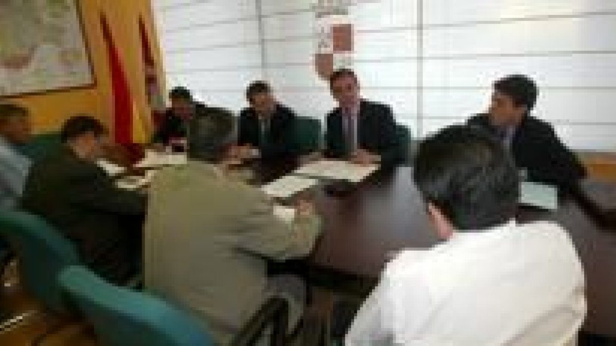 Los responsables de planificación educativa de la Junta y la Xunta se reunieron ayer en Ponferrada