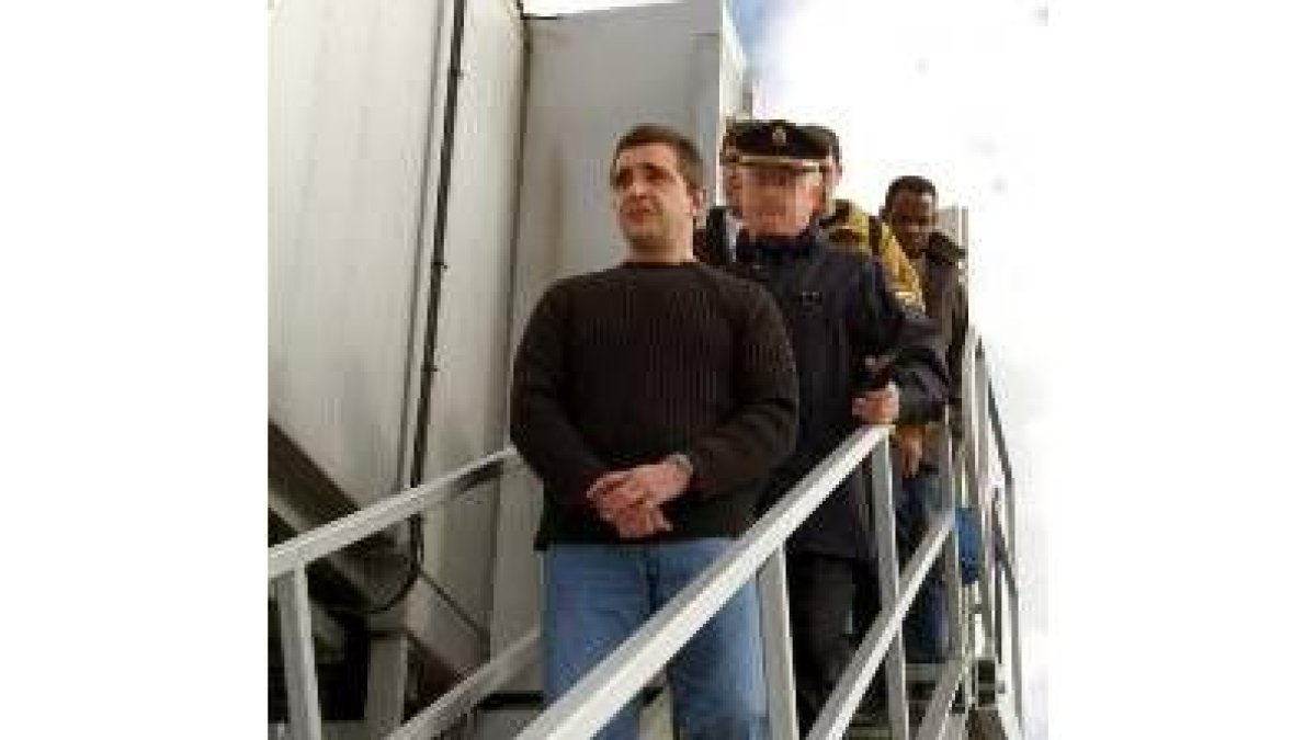 Juan María Insausti, a su llegada ayer a Barajas desde Francia