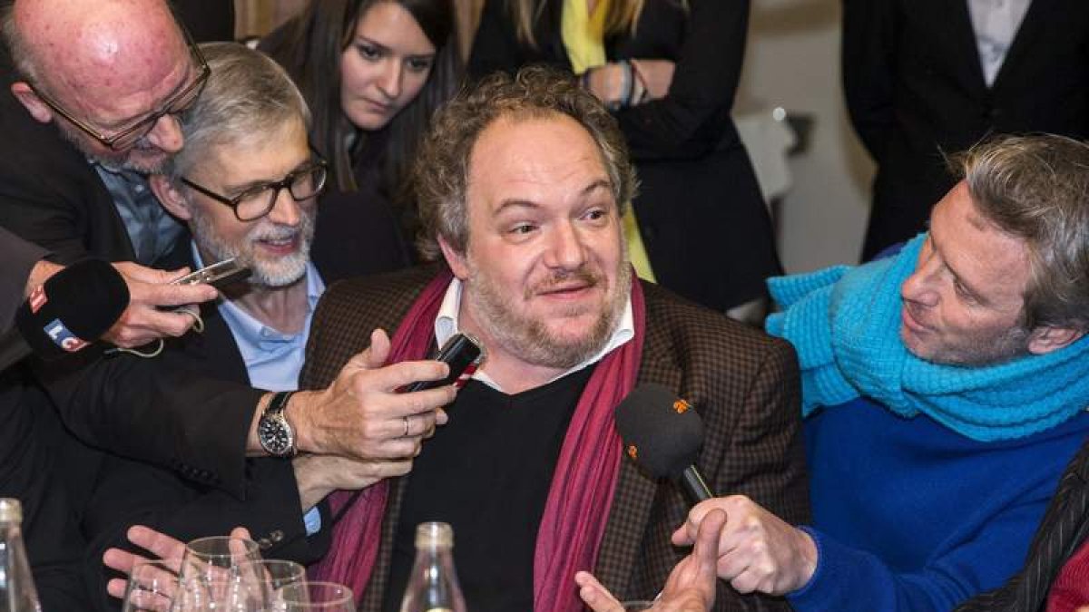 Mathias Enard, tras anunciarse que es el ganador del Goncourt 2015.