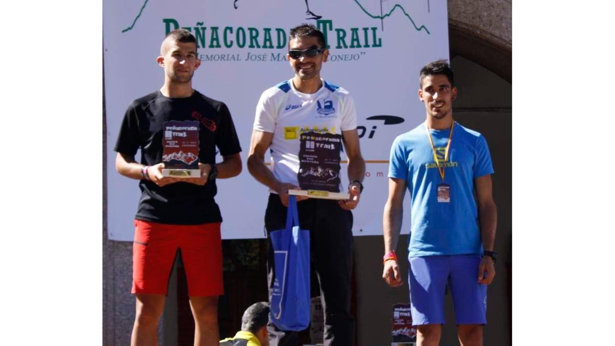 Rubén Mediavilla y Victoria Santamaría subieron a lo más alto del podio en una Peñacorada Trail que congregó en la línea de salida de Cistierna a 148 participantes.