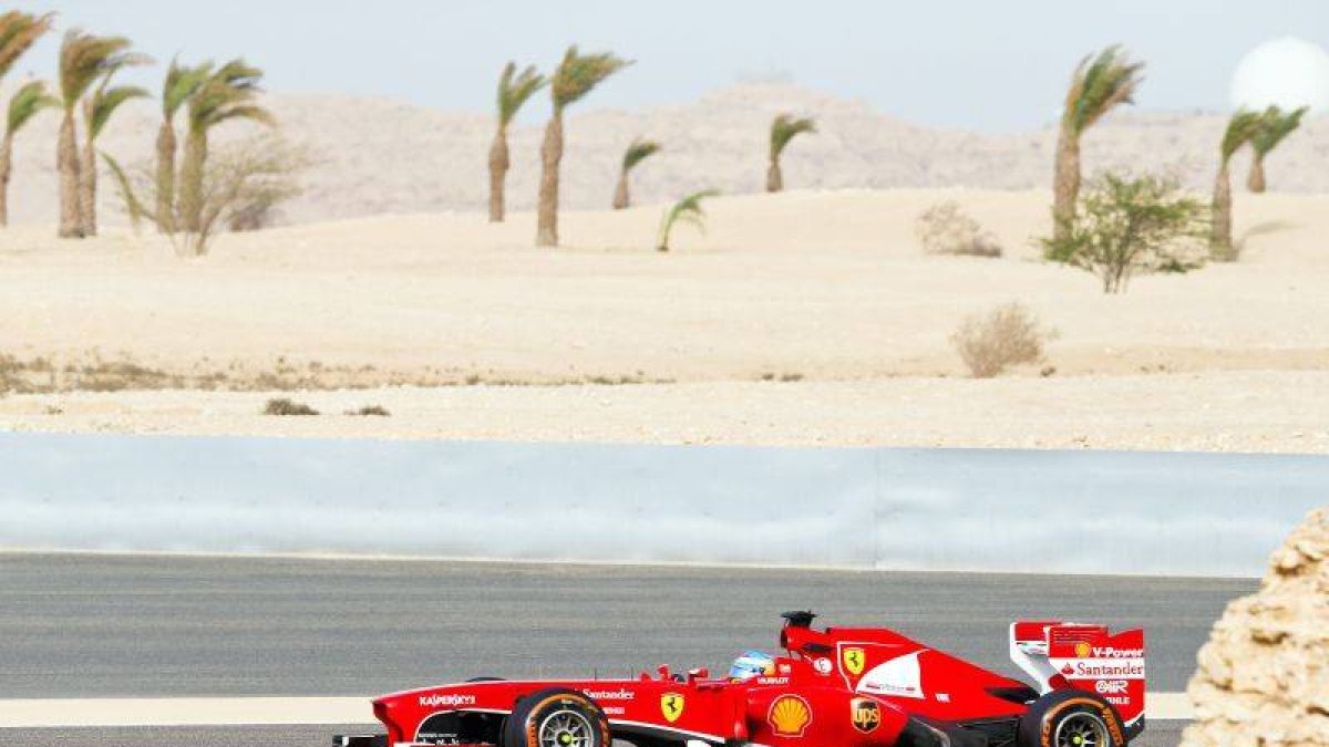 Fernando Alonso, en plena acción con su Ferrari, en el último Gran Premio.