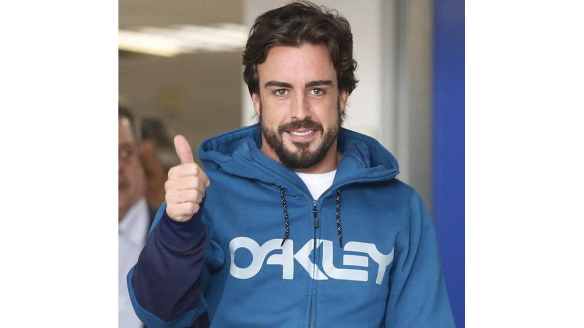 Significativo gesto de Alonso al salir del hospital.