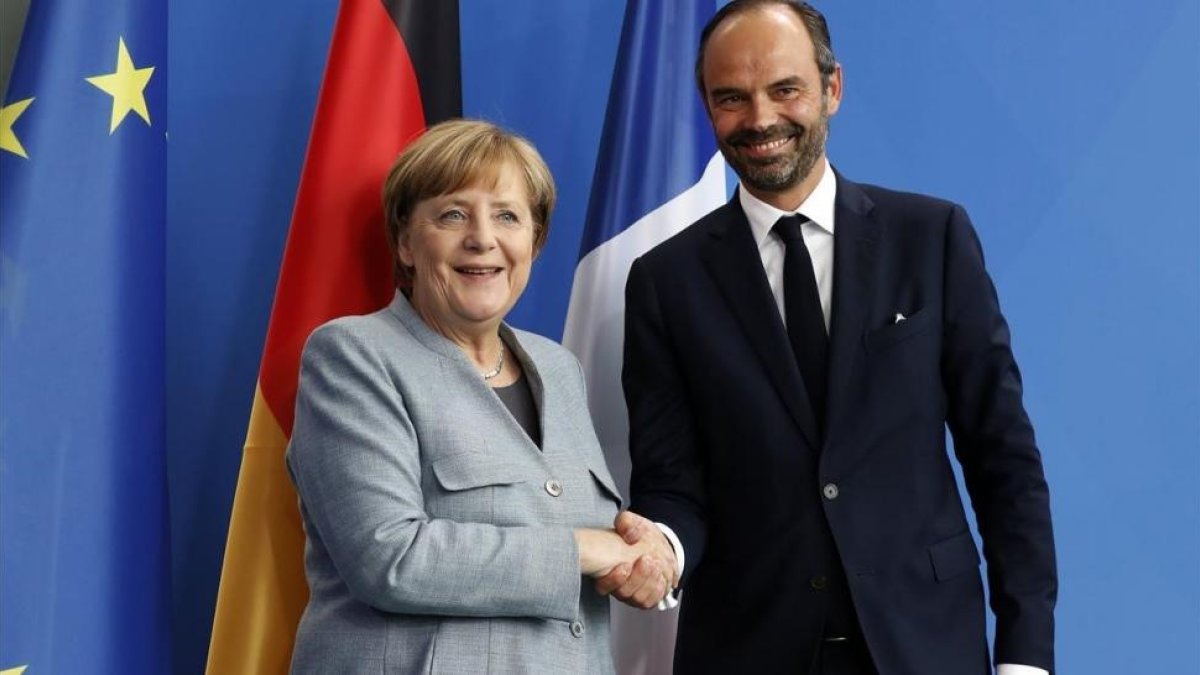 Merkel (izquierda) y el primer ministro francés, Edouard Philippe, durante su encuentro en Berlín, el 15 de septiembre.