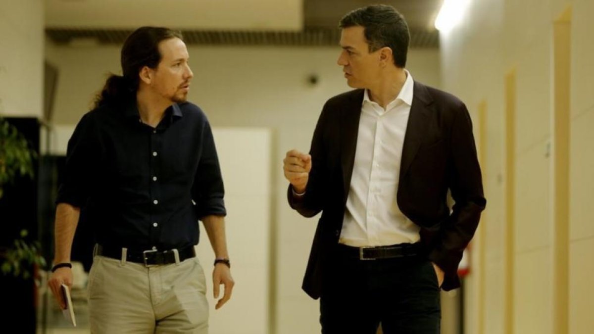 Pablo Iglesias y Pedro Sánchez, durante un encuentro que mantuvieron en marzo del 2016