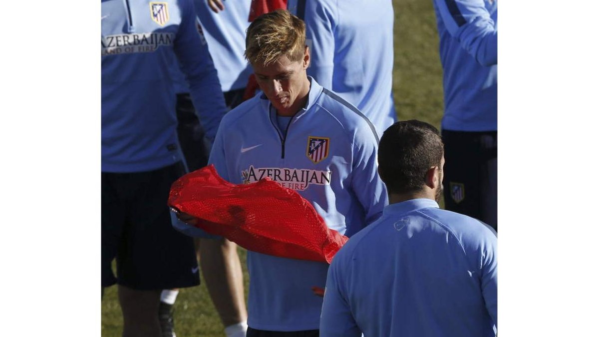 Torres se ejercitó ayer con el Atlético pero hoy no jugará.
