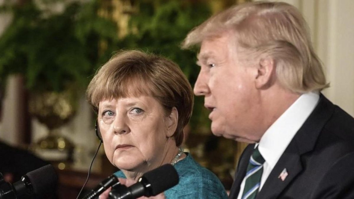 Donald Trump y Angela Merkel en la rueda de prensa posterior a su reunión en la Casa Blanca.