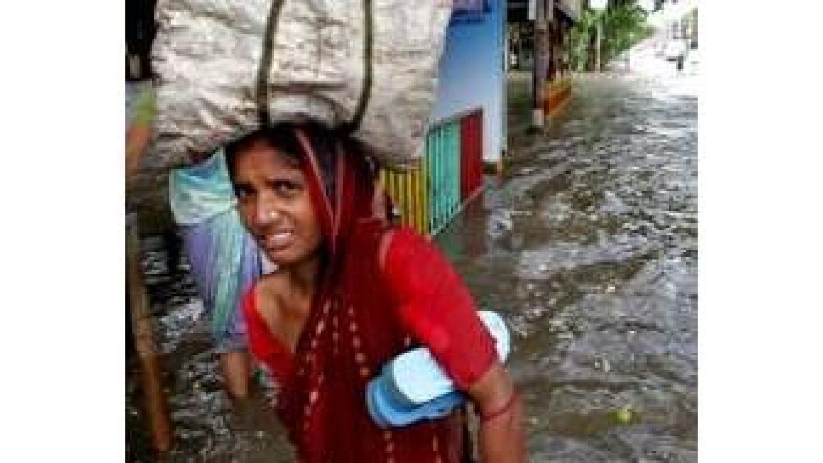 Las inundaciones por las lluvias provocan 405 muertos en Bangladesh