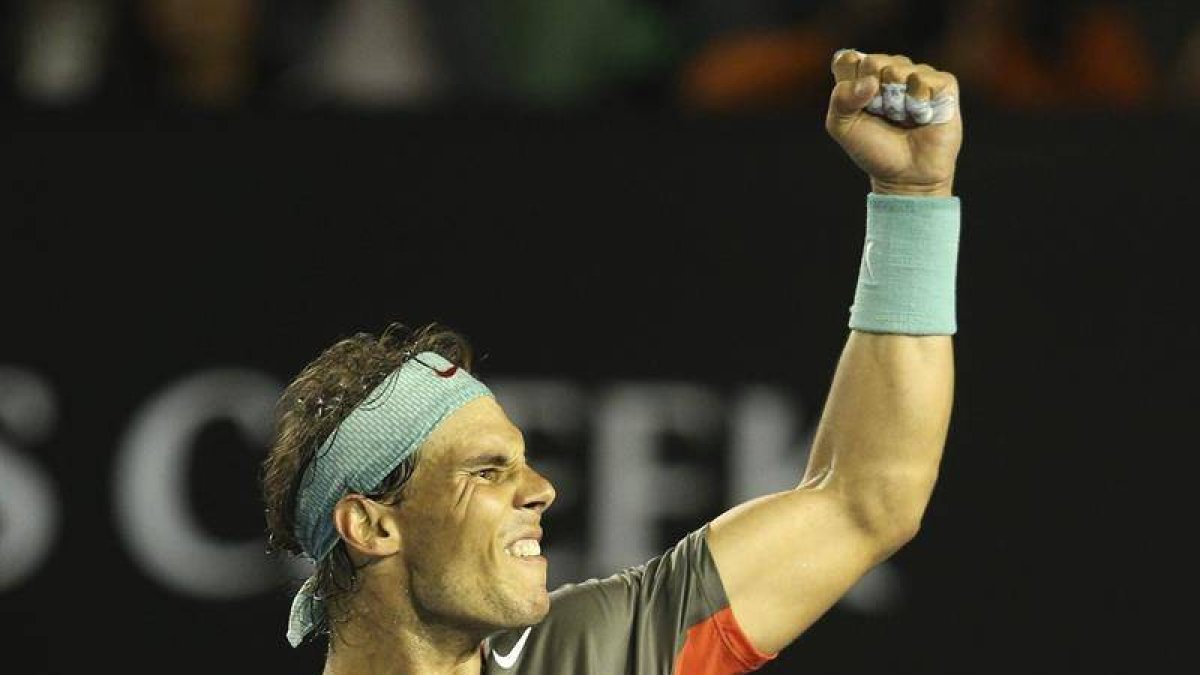 Nadal celebra su victoria ante Federer en la semifinal del Abierto de Australia.