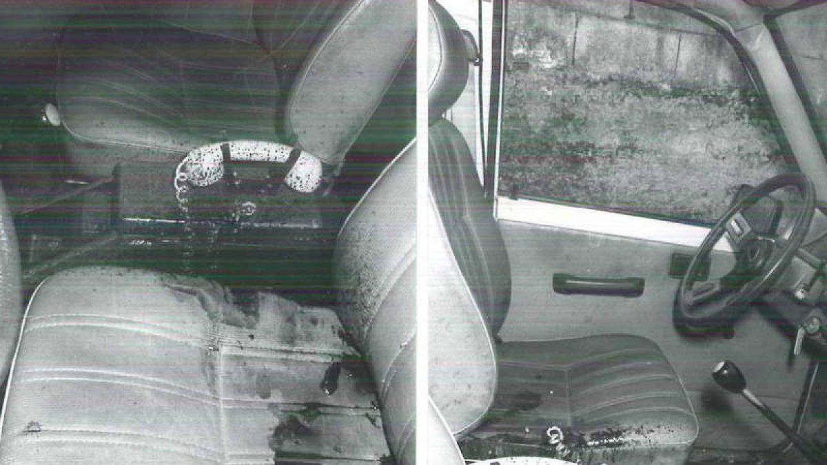 Imagen del vehículo de patrulla en el que apareció el cadáver. DL