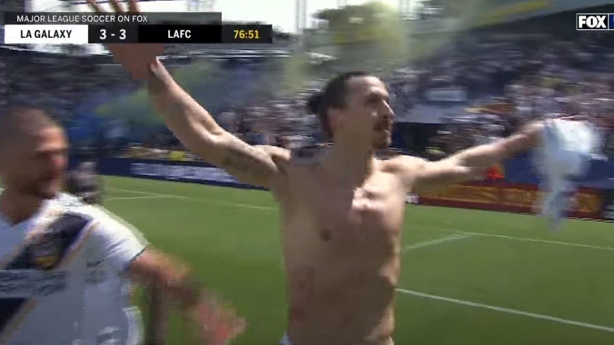 Captura de Ibra celebrando el gol en cuestión. DL