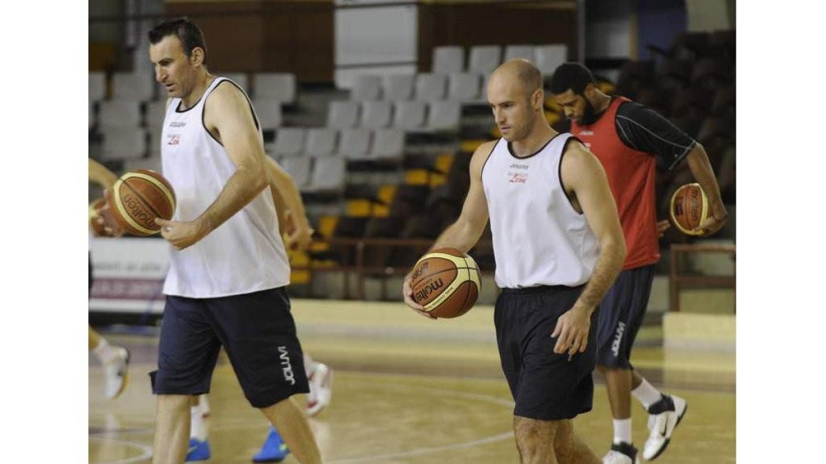Los jugadores de Baloncesto León de la temporada 2011/2012 percibirán parte de sus sueldos del Fogasa.