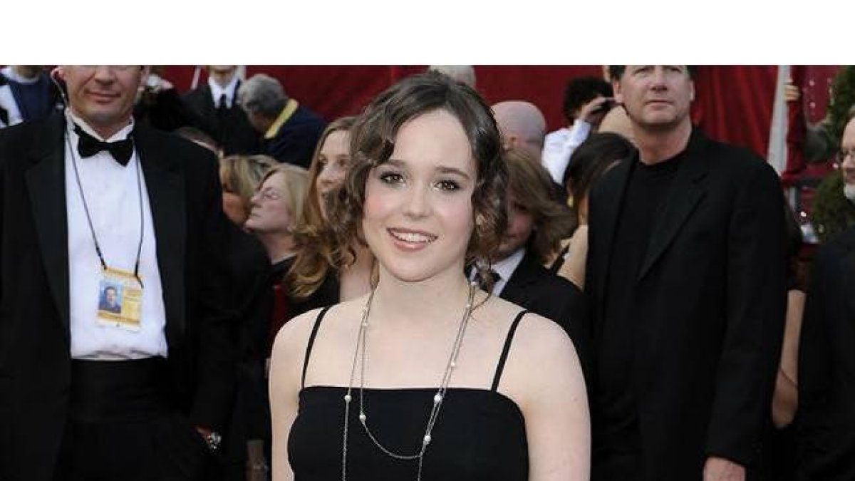 La actriz canadiense, Ellen Page, en la alfombra de los Oscar, en el 2007.