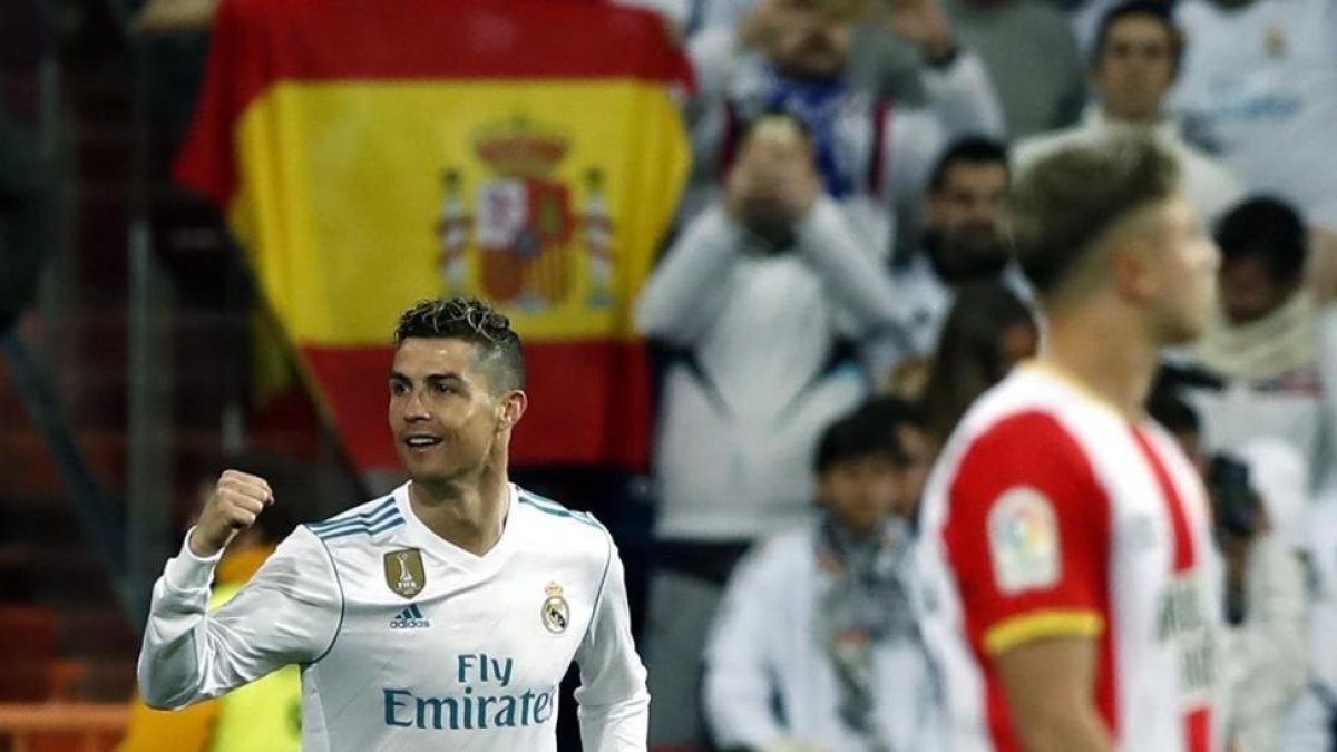 Cristiano Ronaldo celebra un gol ante el Girona.