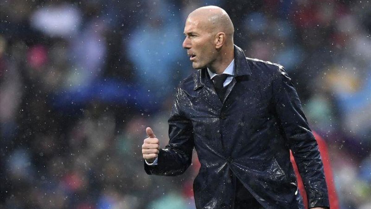 Zinedine Zidane, durante el partido contra el Villarreal.