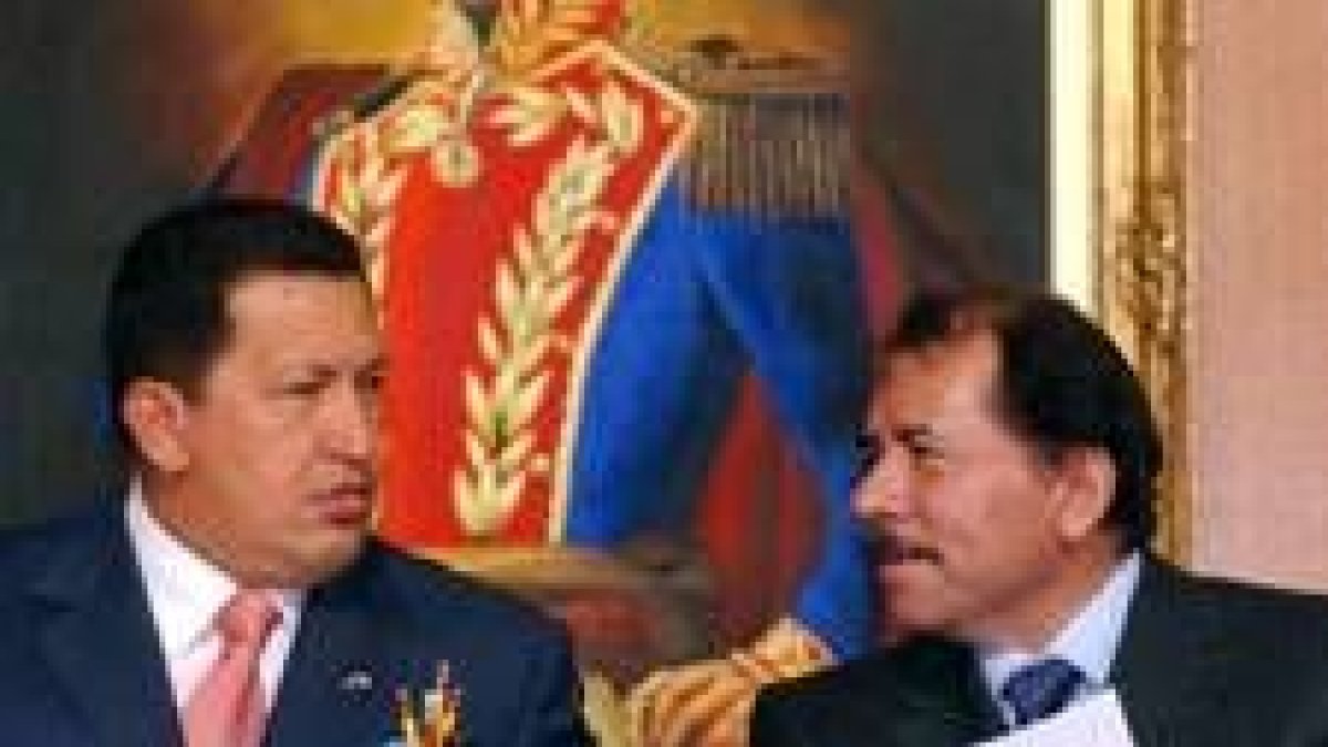 Chávez tildó a Alejandro Toledo de «caimán»