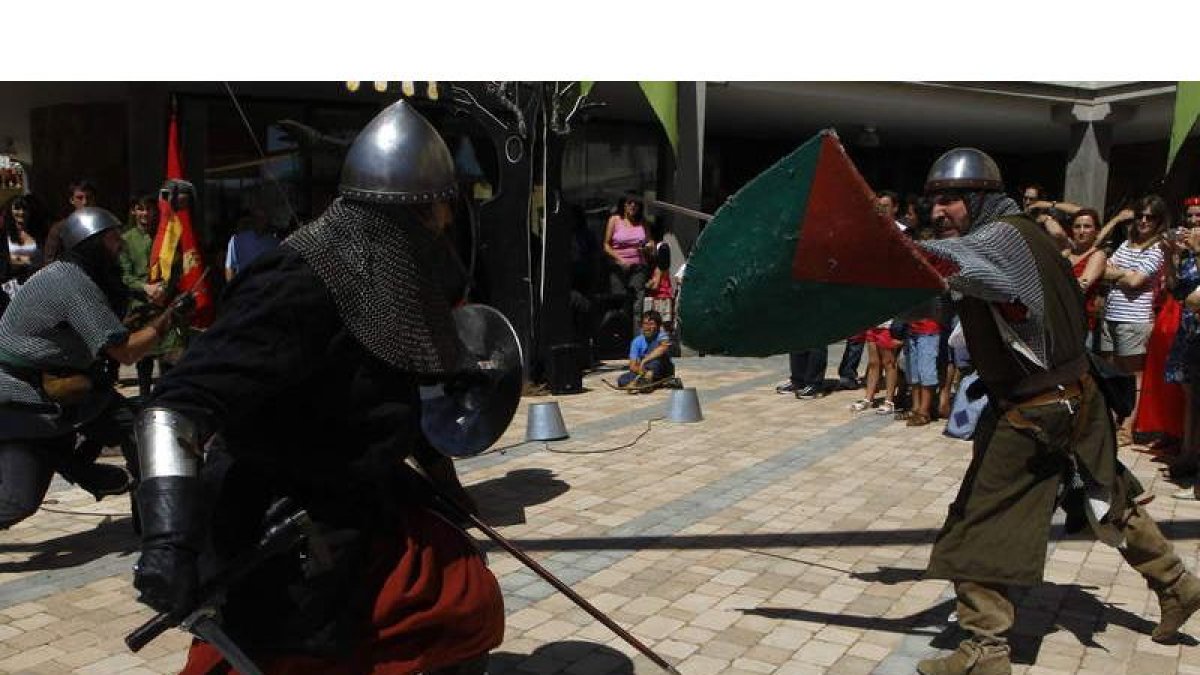 Un momento de la recreación de la batalla de Villadangos, la que logró la supervivencia del Reino del León.