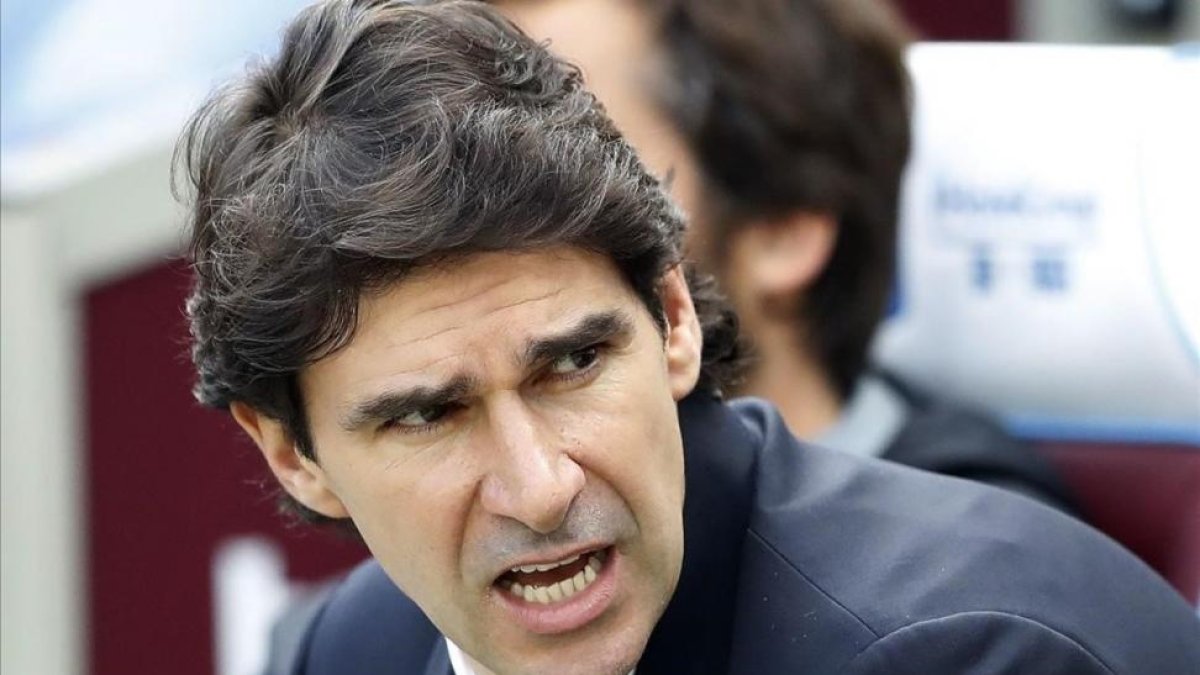 Aitor Karanka durante un partido contra el West Ham.