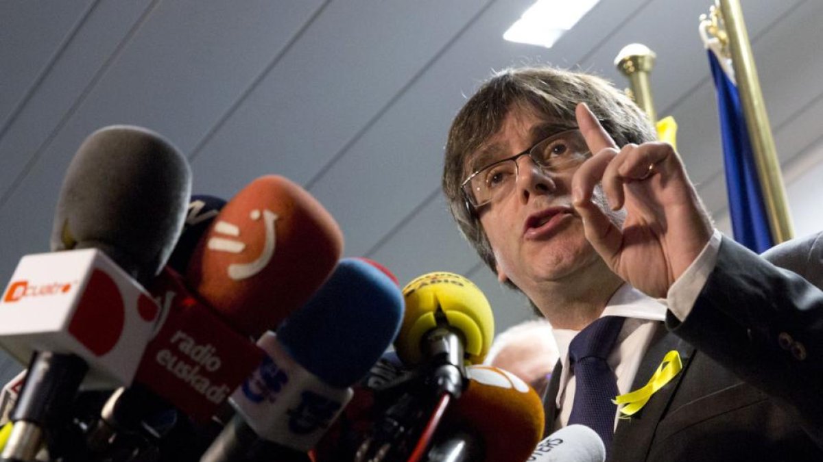 El PDECat condiciona la vuelta de Puigdemont a un pacto político con el Estado