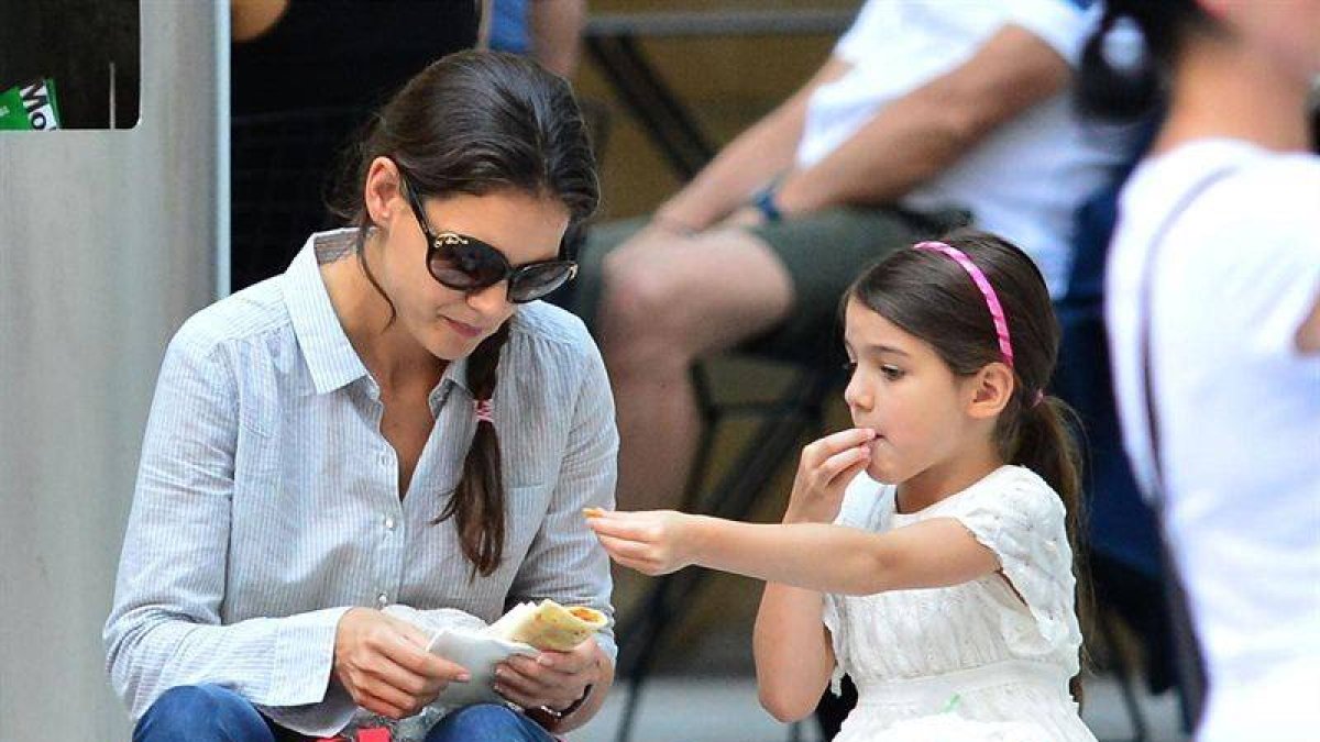 Katie Holmes con su hija Suri