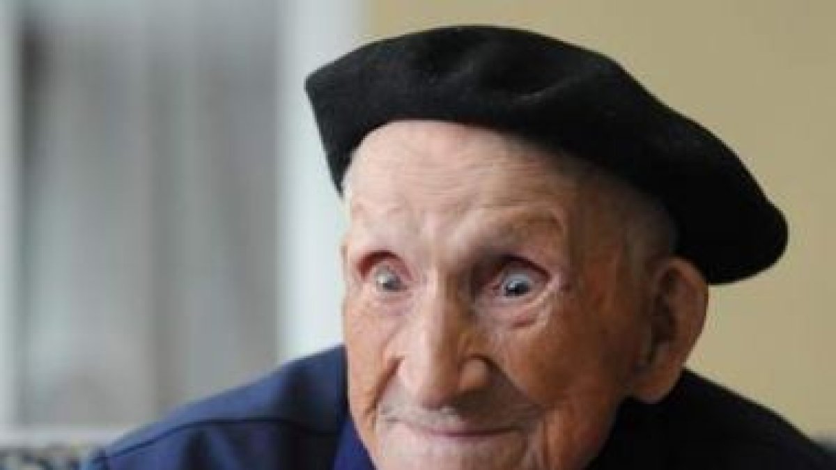 Francisco Fernández cumplirá mañana 109 años en Pinilla de la Valdería.