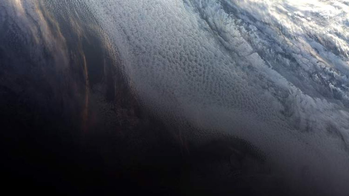 Una de las primeras imágenes de la Tierra captada por el satélite Sentinel-3B. EFE