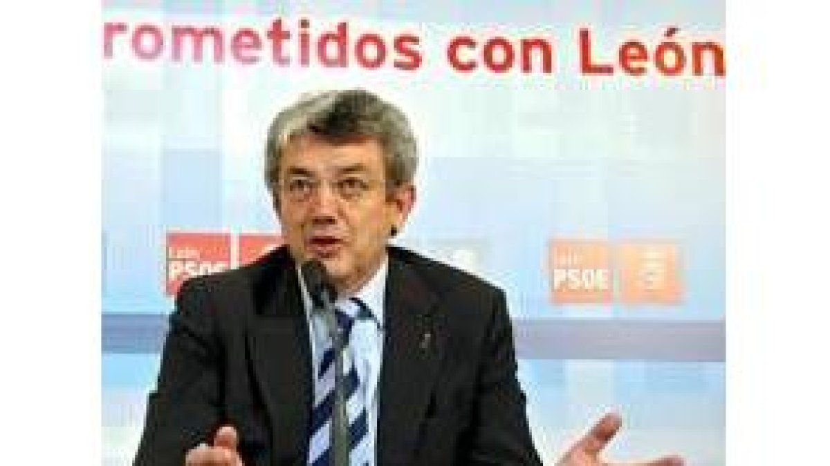 Miguel Martínez, ayer en la sede del PSOE