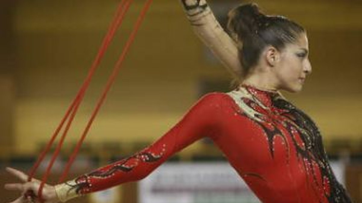 Carolina Rodríguez se sacó ayer la espina de su irregular actuación en el aro.