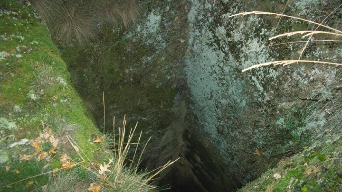 Imagen de un pozo en la sierra del Teleno.