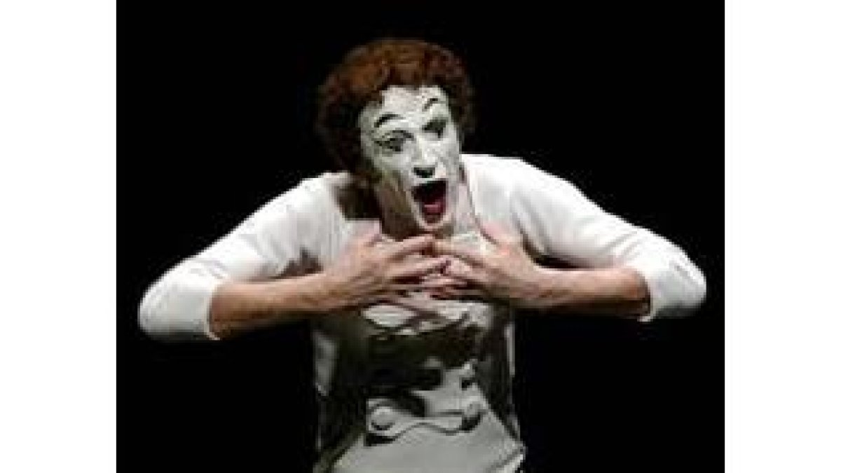 El mimo francés Marcel Marceau en una de sus últimas actuaciones