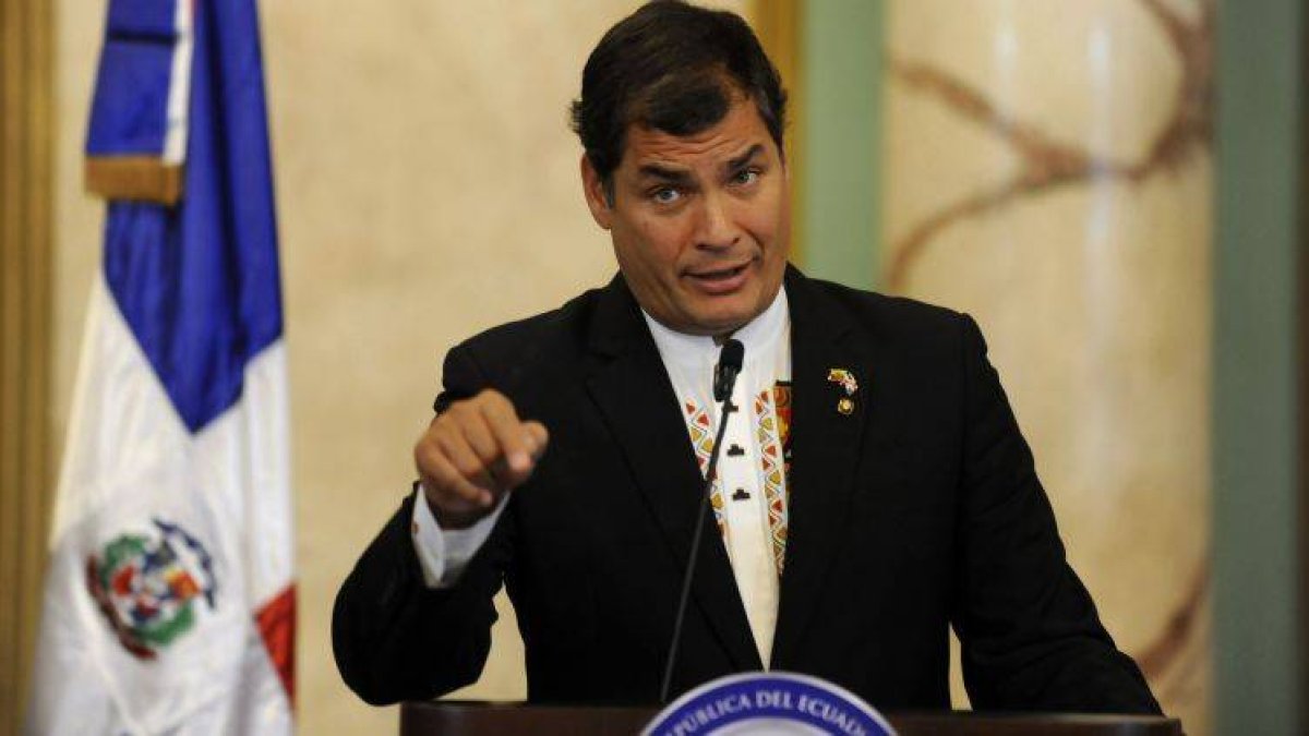 Rafael Correa, durante una rueda de prensa.