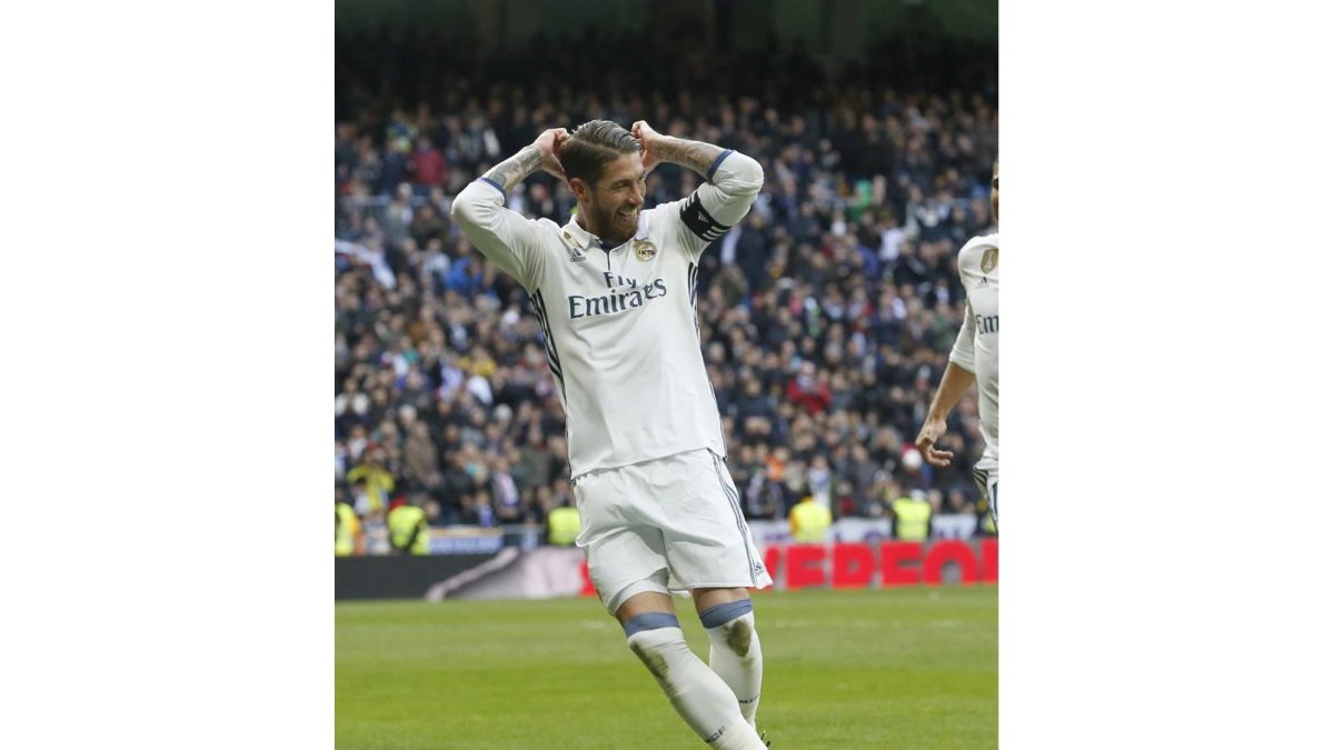 Sergio Ramos celebra el segundo gol marcado ante el Málaga.