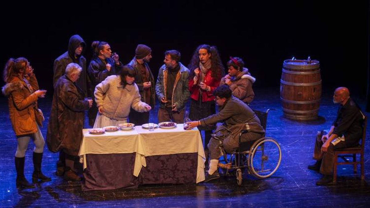 Hoy y mañana, Teatro El Mayal pone en escena ‘Los días perdidos’, de Eva Hibernia, en Teatro El Albéitar. DL
