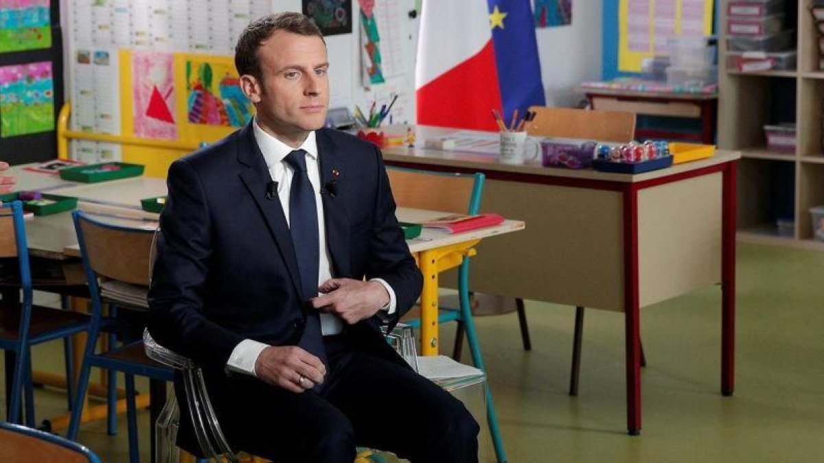 Emmanuel Macron en un aula, el pasado mes de abril.