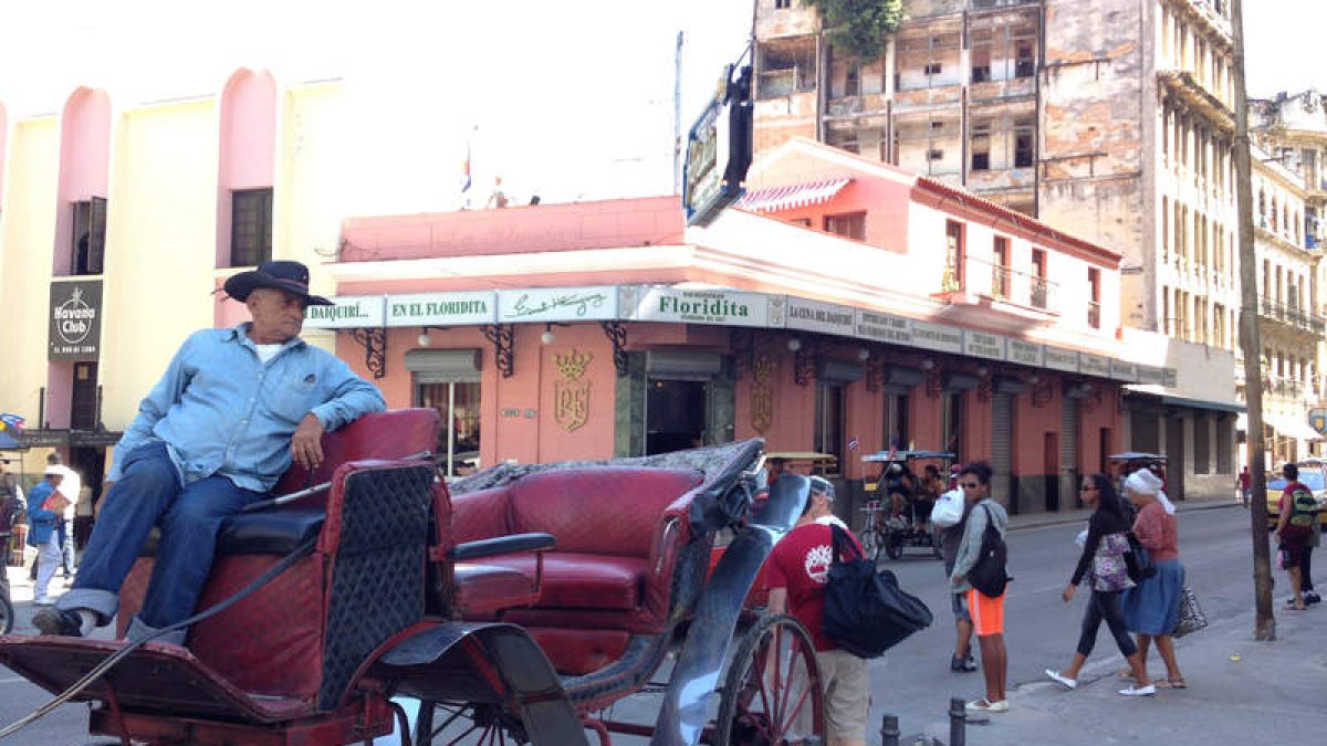 Los habitantes de la capital cubana siguen librando una guerra por mantener su identidad.