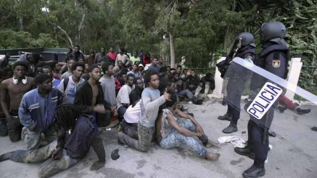Algunos de los 52 inmigrantes de origen subsahariano rescatados el pasado 2 de junio