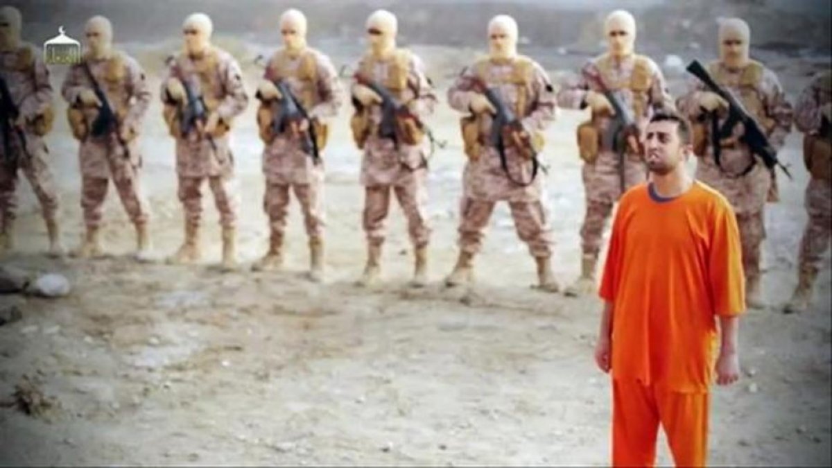 Imagen de uno de los vídeos lanzados por Estado Islámico para propagar el terror.