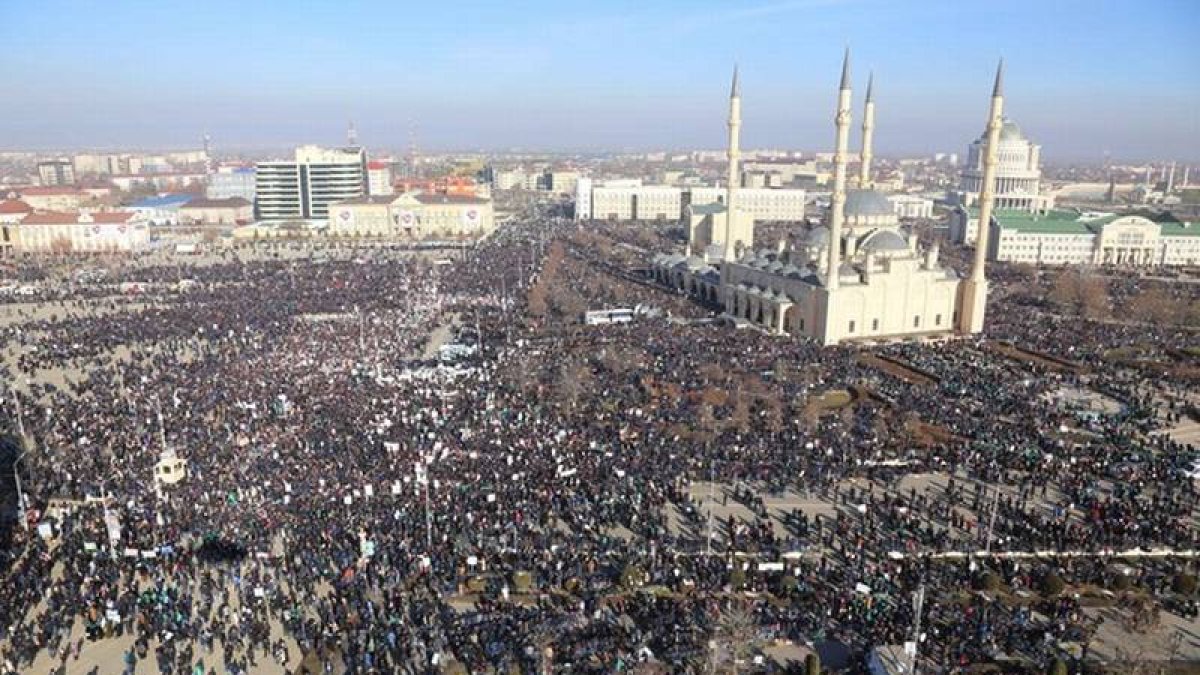 Manifestación en Grozni contra 'Charlie Hebdo'.