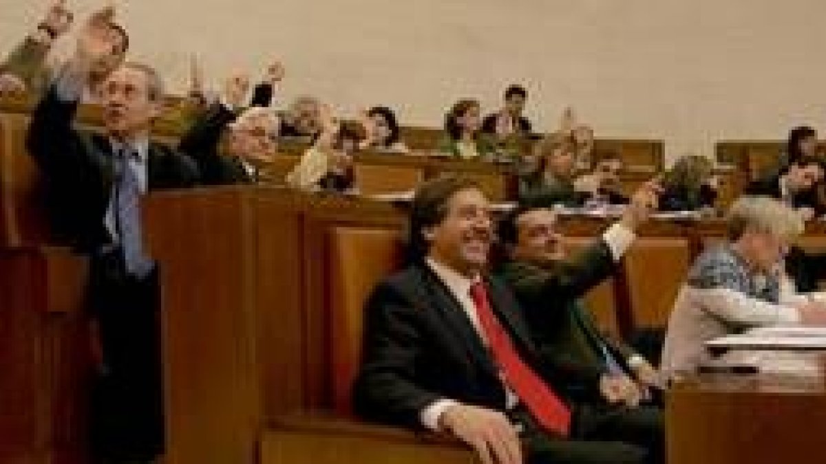 El PSOE votó a favor de la retirada del proyecto de la Ley de Montes