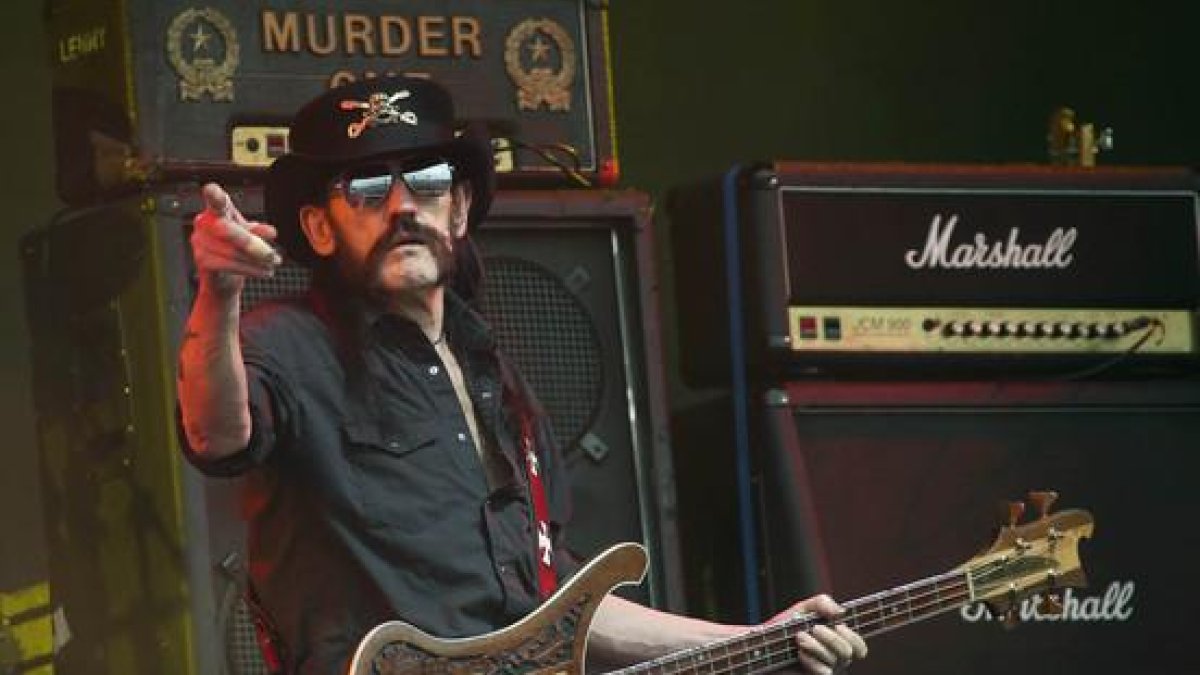 Lemmy Kilmister, líder de Motörhead, el pasado 26 de junio durante una actuación en el festival de Glastonbury.
