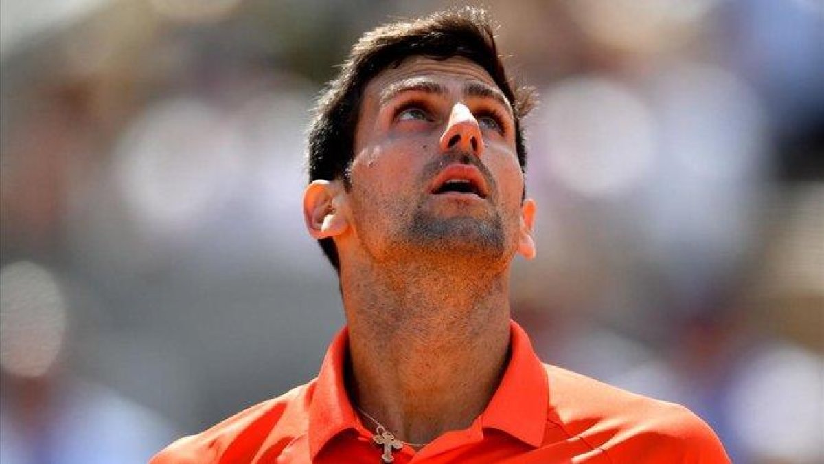 Djokovic, durante su partido de cuartos en Roland Garros.