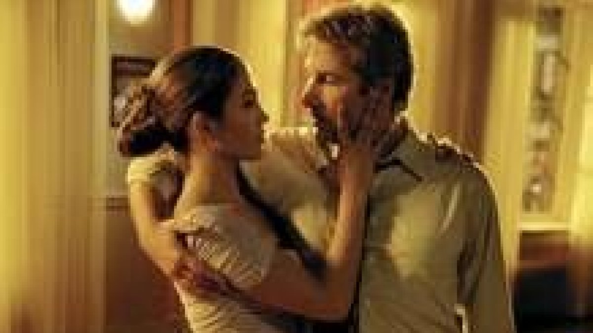 Jennifer López y Richard Gere bailando un tango