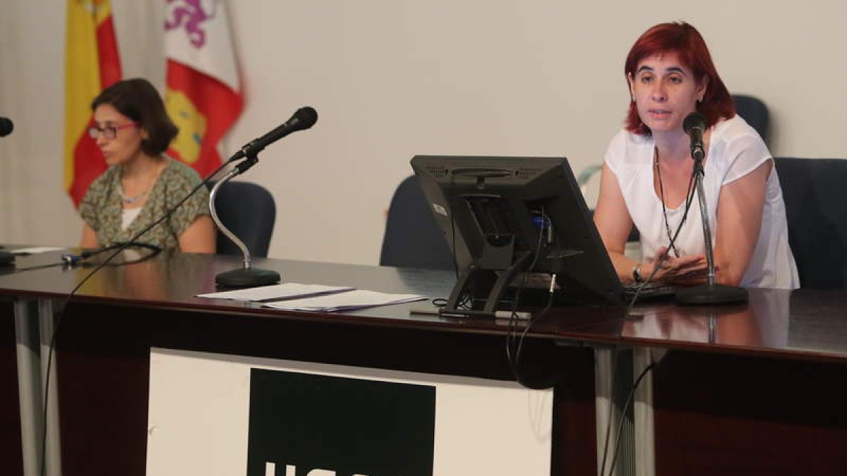 Natividad Duro, en la conferencia de ayer. L. DE LA MATA
