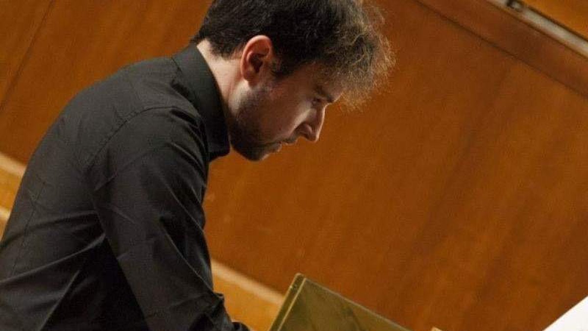 Francisco Javier Jiménez, canónigo organista de la Catedral. DL