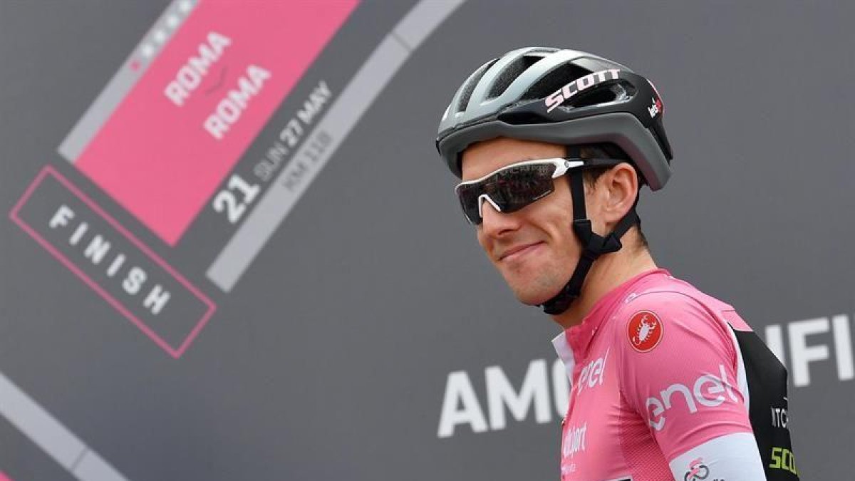 n una exhibición en Los Dolomitas Al pulsar, contabiliza la descarga Redacción deportes, 20 may (EFE).- El ciclista británico Simon Yates ofreció una nueva demostración de fuerza en la decimoquinta etapa del Giro de Italia.