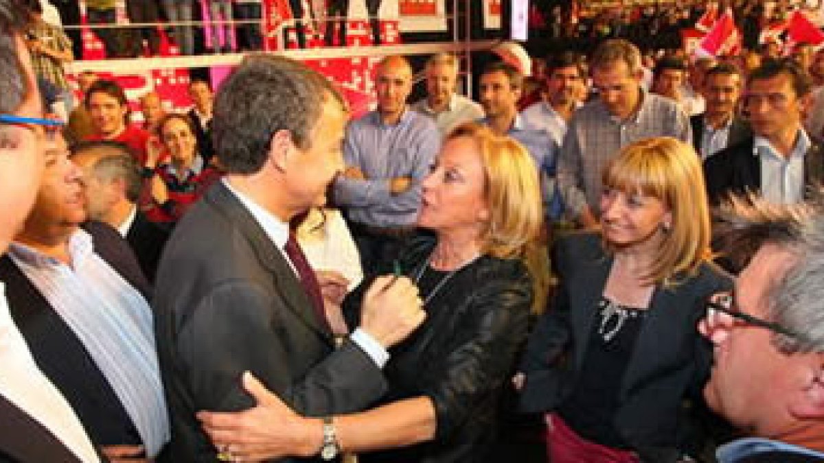 José Luis Rodríguez Zapatero, en el acto que tuvo lugar ayer, junto a los candidatos del PSOE.