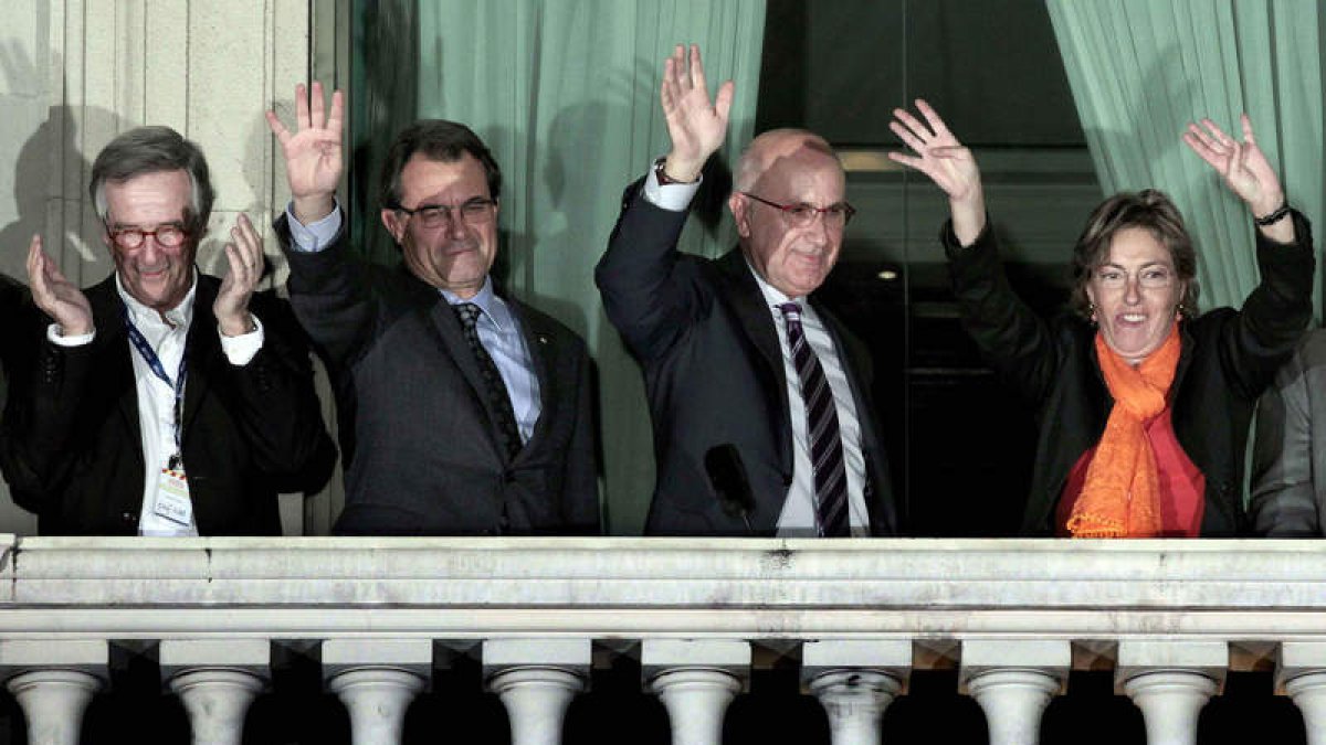 Jordi Trías, Artus Mas, Duran i Lleida y Marta Llorens celebran la victoria en un hotel de Barcelona.