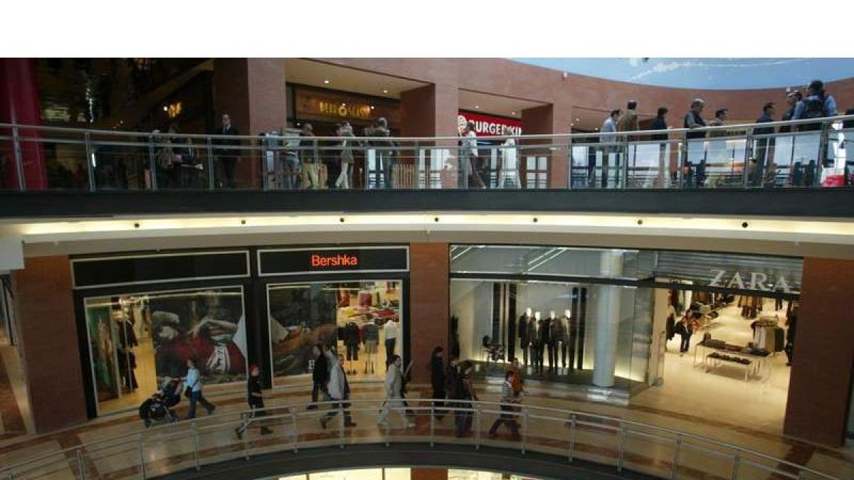 El centro comercial Espacio León mantiene la gestión a través de Multi Corporation, que hace dos años pasó a Blackstone