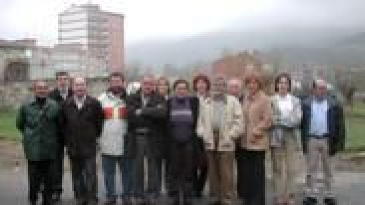 La lista completa del PSOE a La Robla, en la fotografía